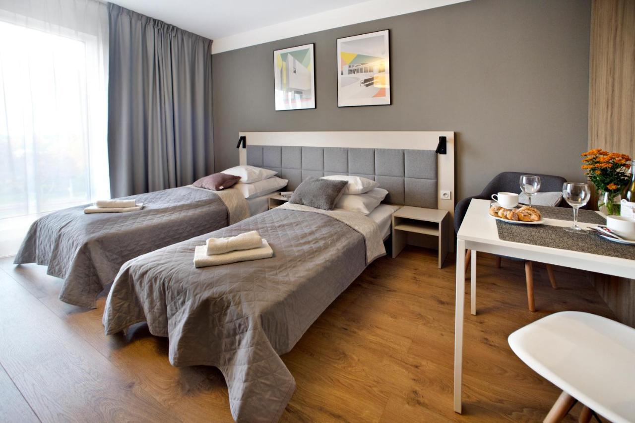 Wolska Serviced Apartments Varsovie Extérieur photo
