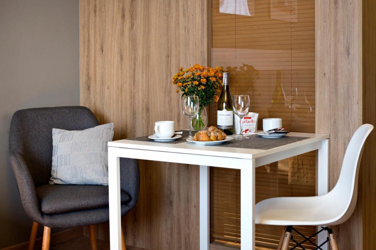 Wolska Serviced Apartments Varsovie Extérieur photo