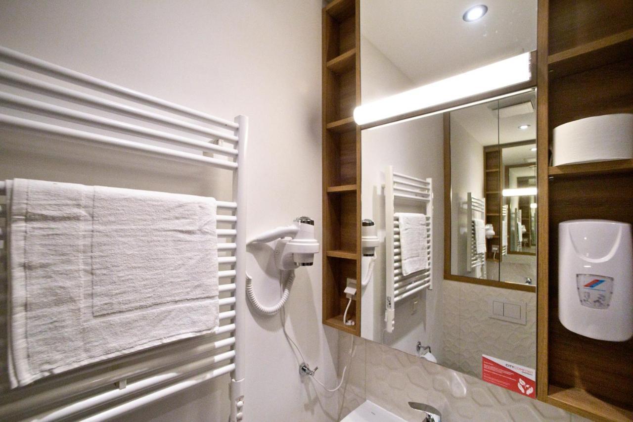 Wolska Serviced Apartments Varsovie Extérieur photo